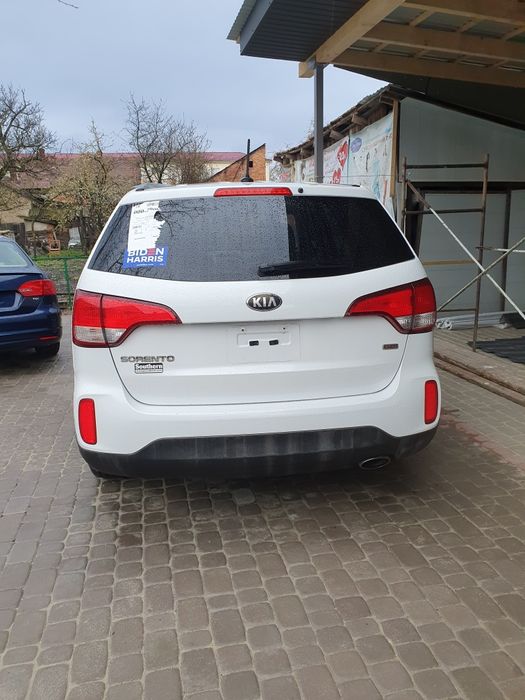 Разборка KIA SORENTO 2 13-14р.
