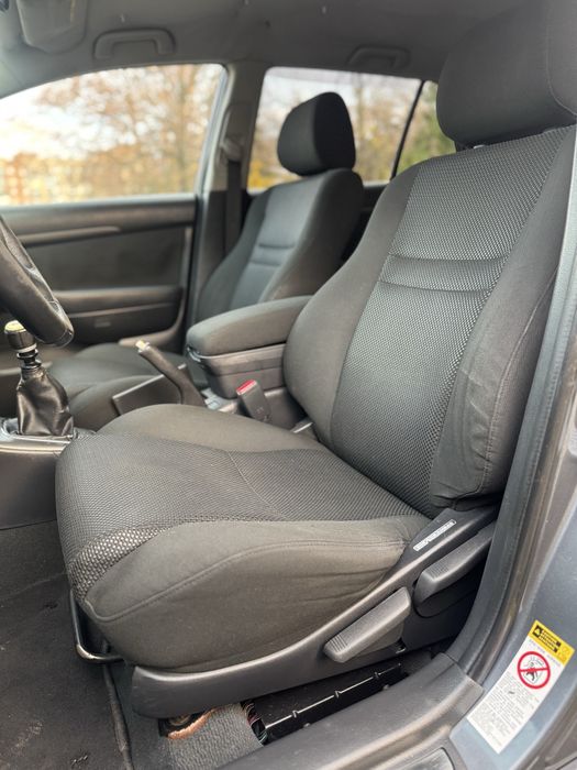 Toyota Avensis 2006р 2,0d мкпп 6ст в ідеальному стані універсал дизель