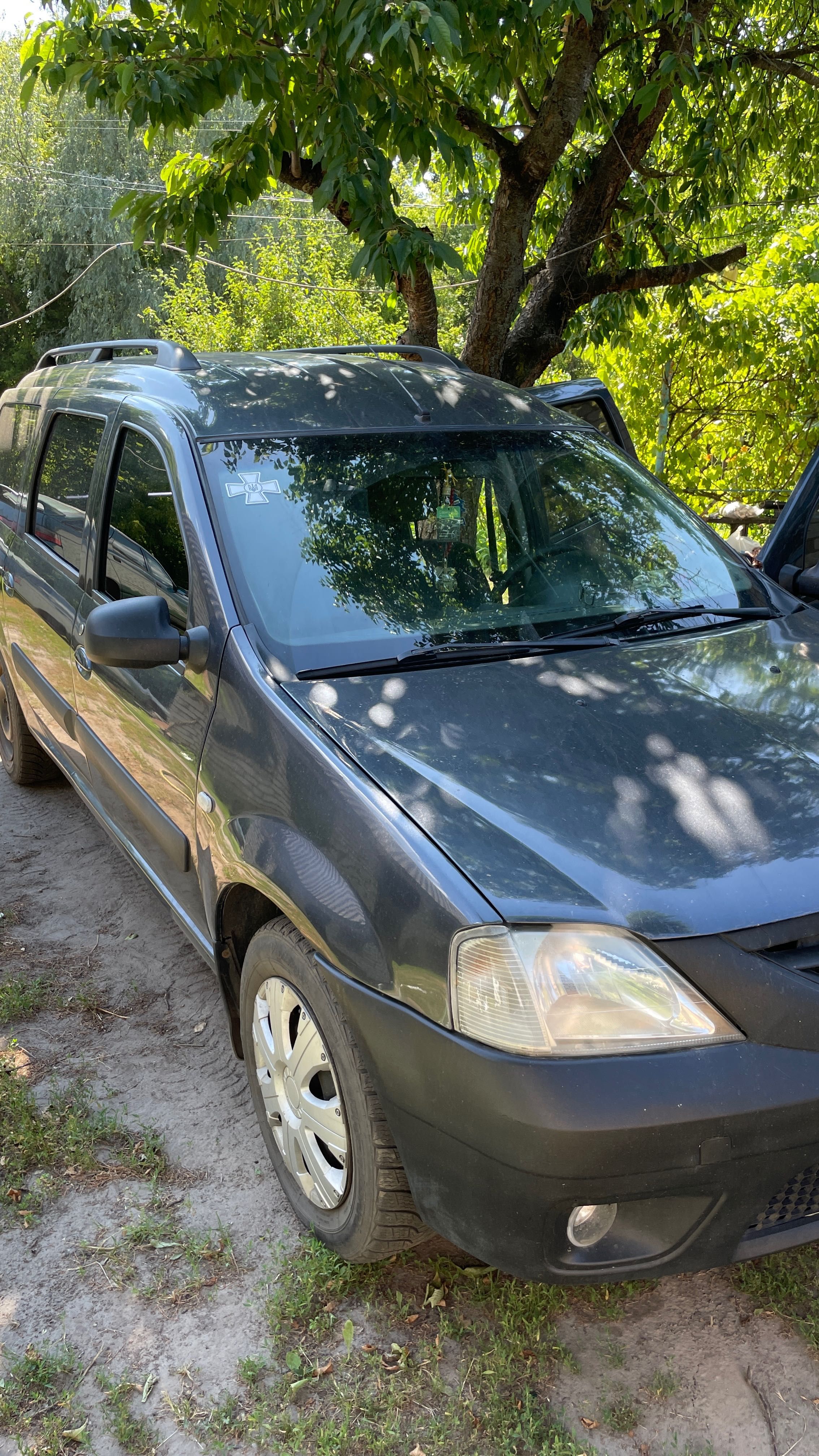 Dacia Logan MCV 1.6 LUX ТОРГ