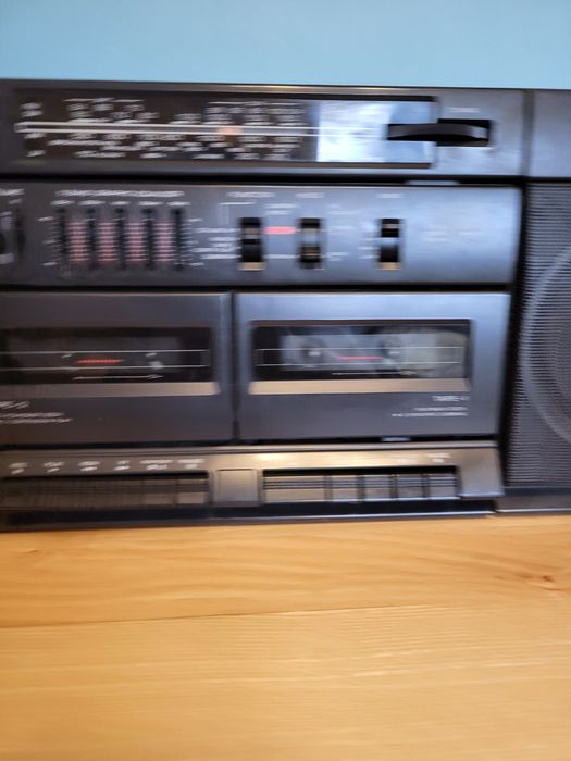 Radiomagnetofon Hitachi