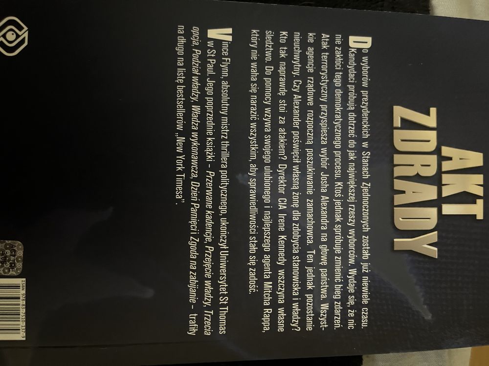 Vince Flynn Akt zdrady MNP