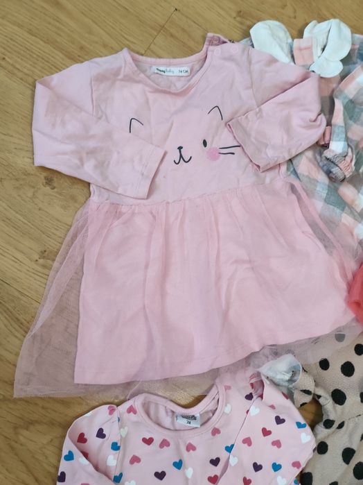 Sukienki  min. tiulowe