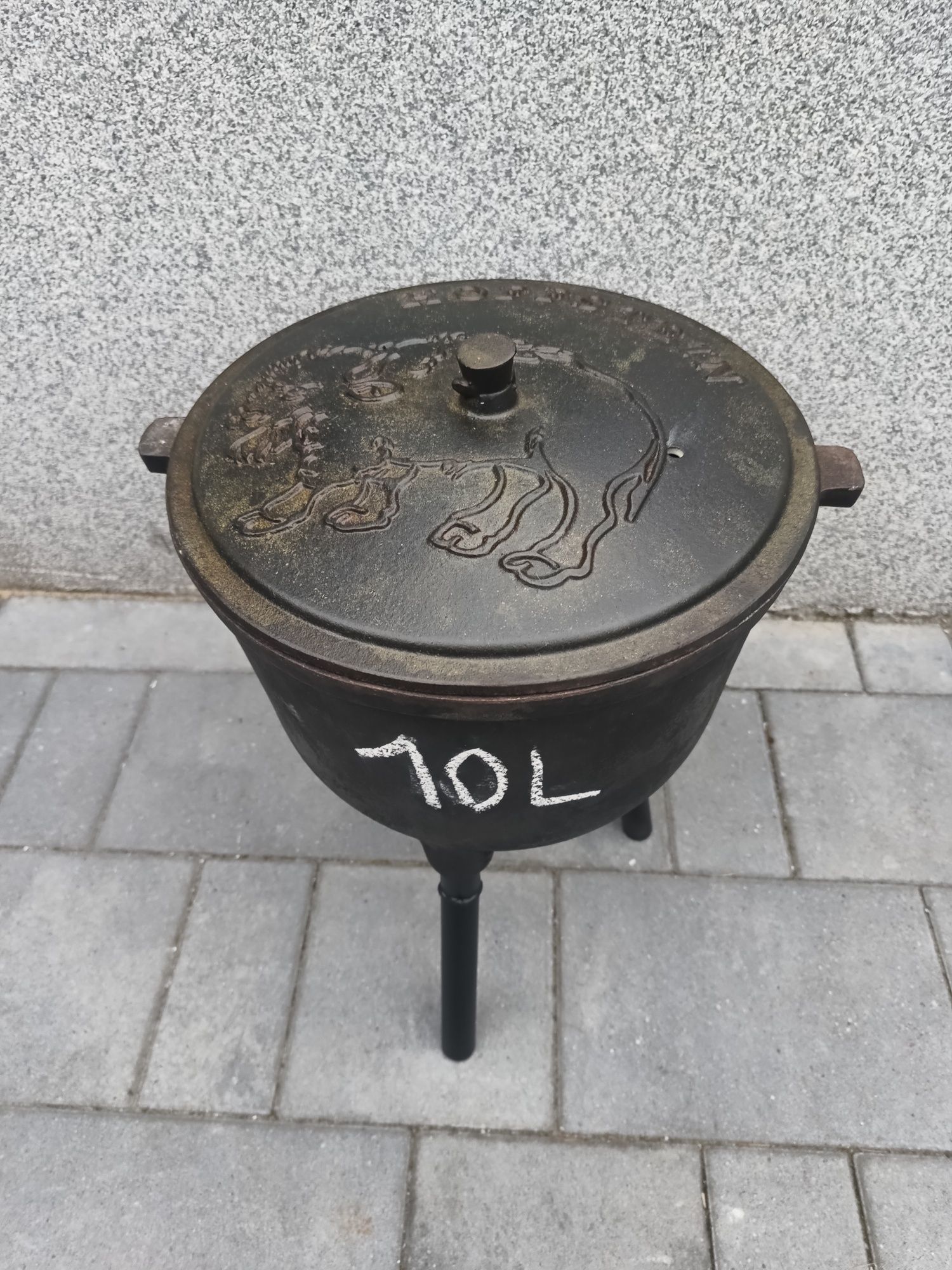 Stare żeliwny garnek na pieczonki10l