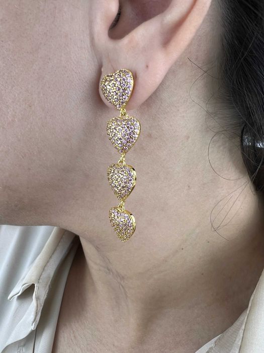 Brinco Ícone de Estilo: Um Toque de Glamour para Seu Visual