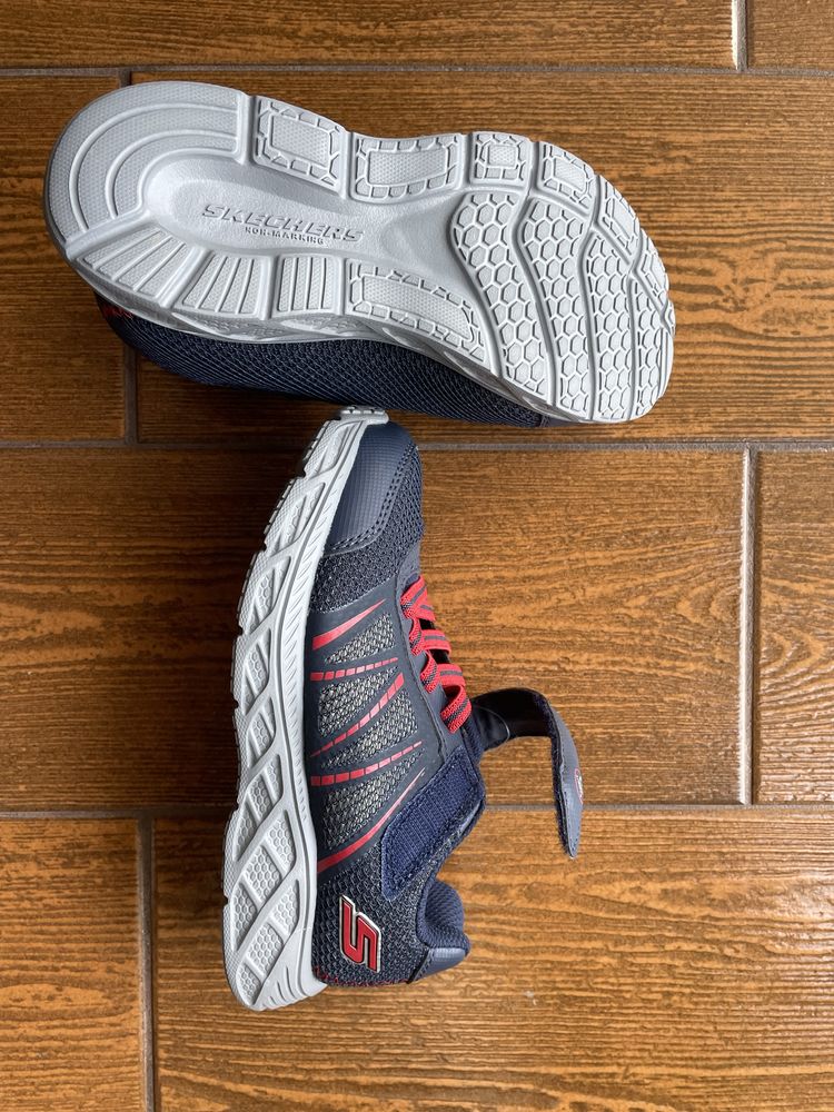 Skechers S-light 30