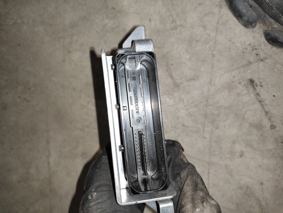 Passat B6 2.0 TDI moduł sterownik hamulca ręcznego 3C0.907.801B i inne