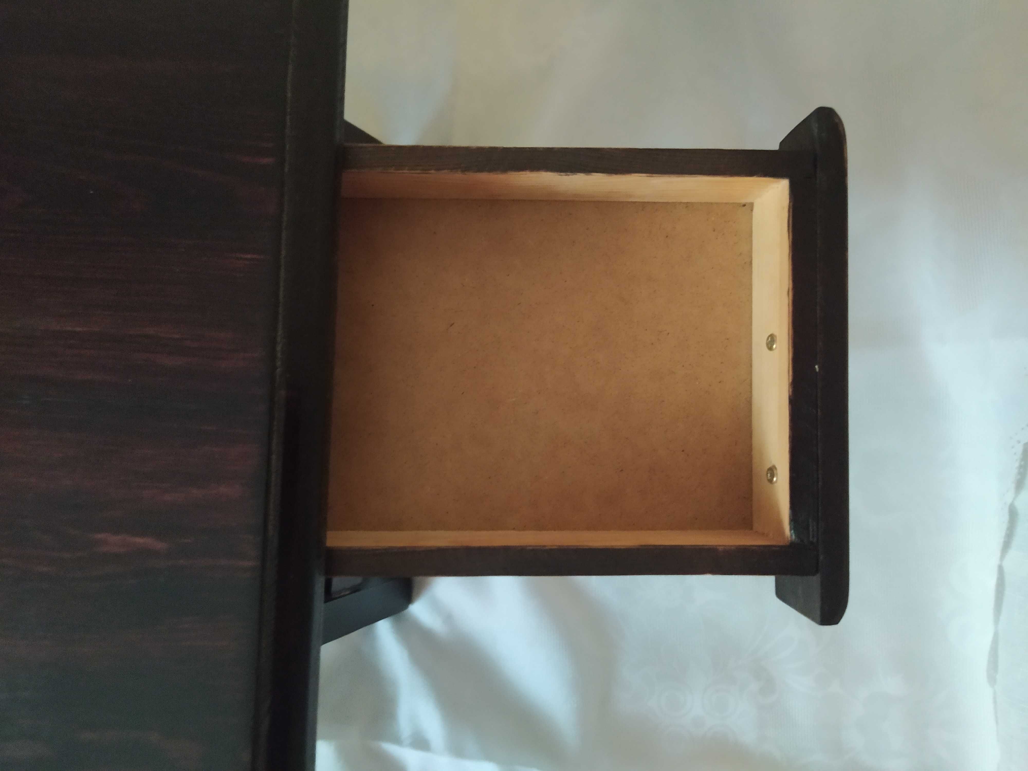 Stolik drewniany na laptopa / śniadaniowy