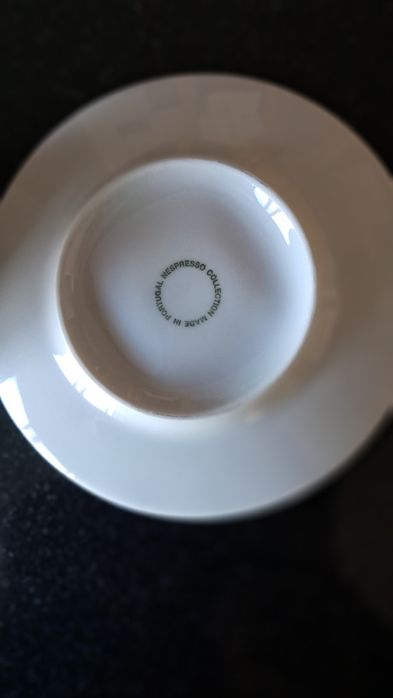 2 chávenas nespresso porcelana