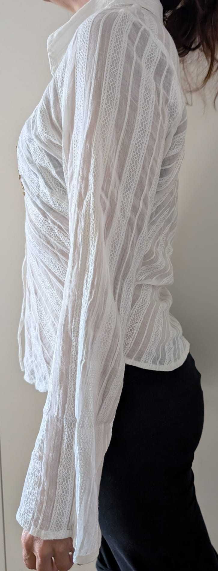 Blusa Branca bordada