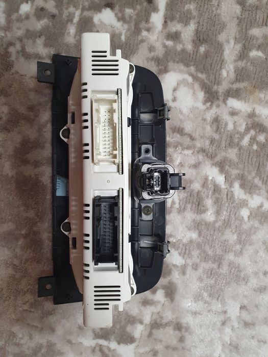 Панель, блок керування кліматом Ford Fiesta mk6 02-08р. Fusion 02-12р.