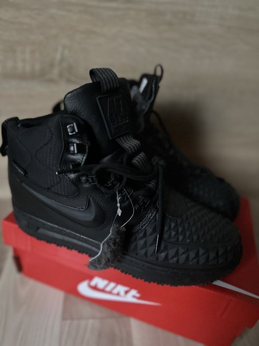 Ботинки термо зима Nike  p.42 нові на будь-яку погоду