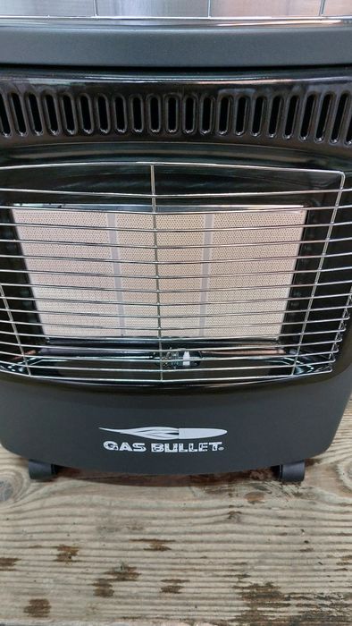 Гібридний газовий обігрівач з електричними тенами німецький