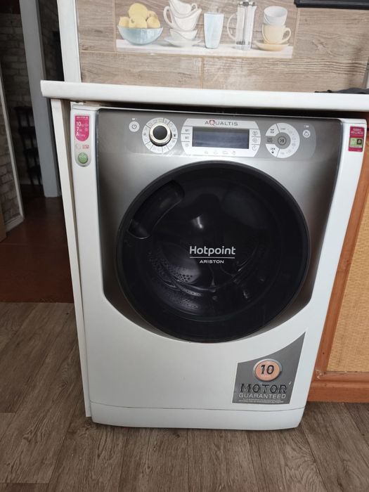 Стиральная машина Ariston