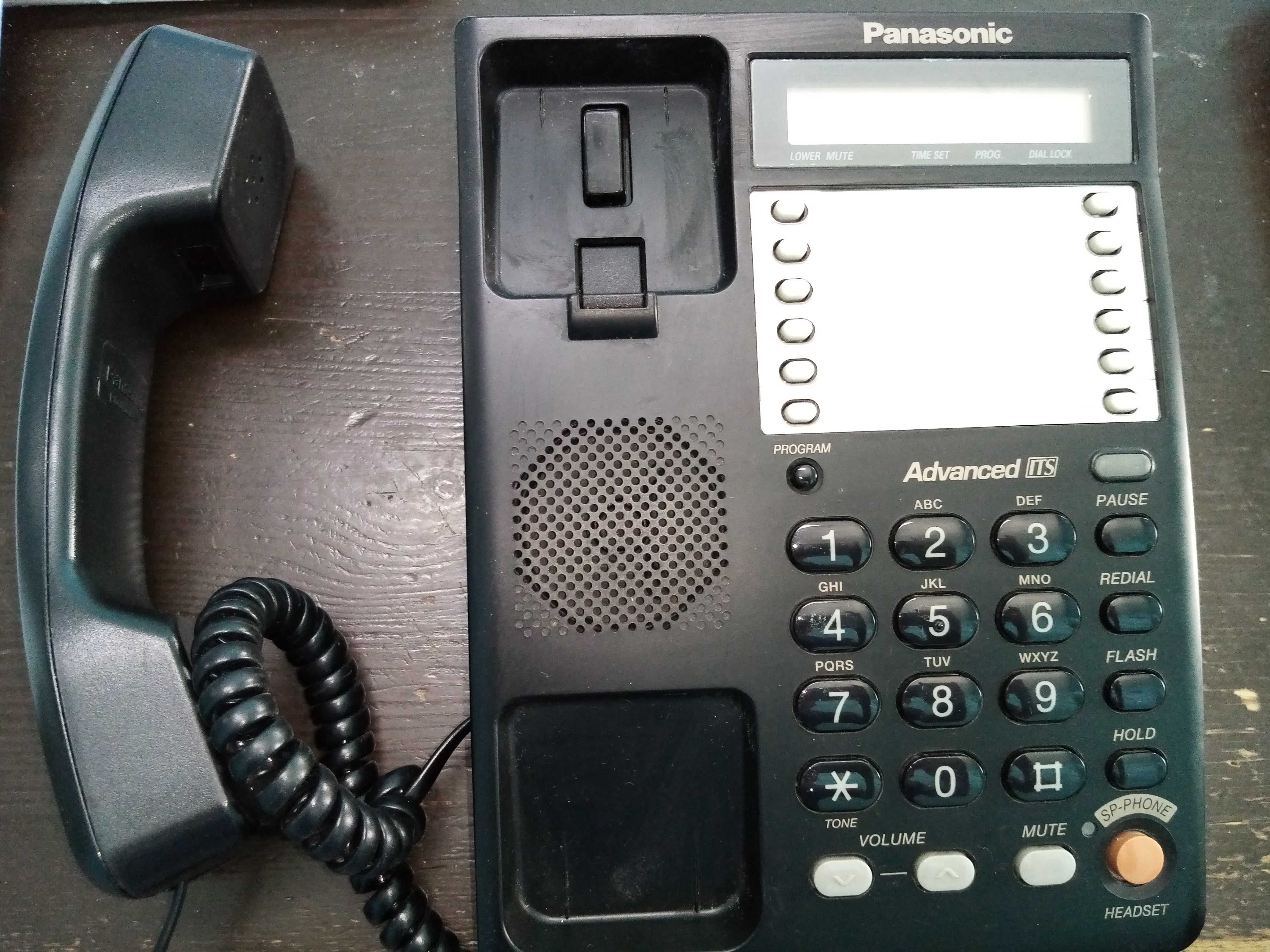 стационарный телефон panasonic KX -TS2365RUB