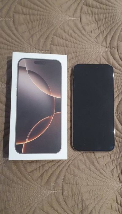 iPhone 16 Pro Max