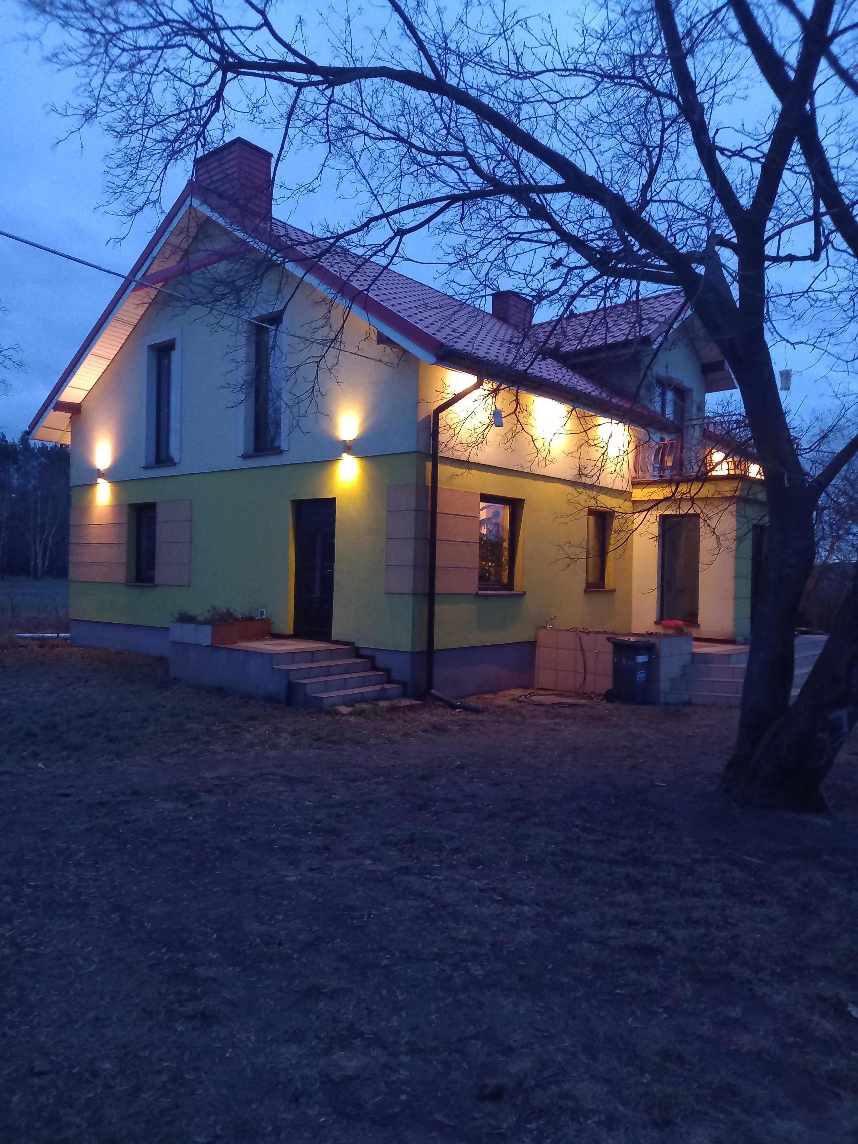 Sprzedam dom/ siedlisko/niedaleko od Łodzi