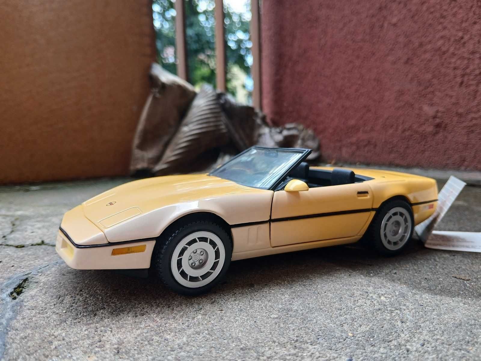 Chevrolet Corvette C4 Cabrio Convertible 1986 Franklin Mint 1:24