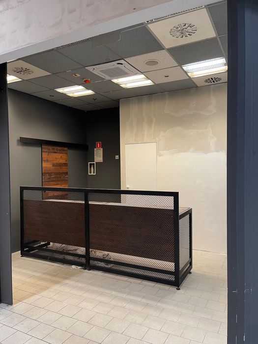 Meble/ regały sklepowe