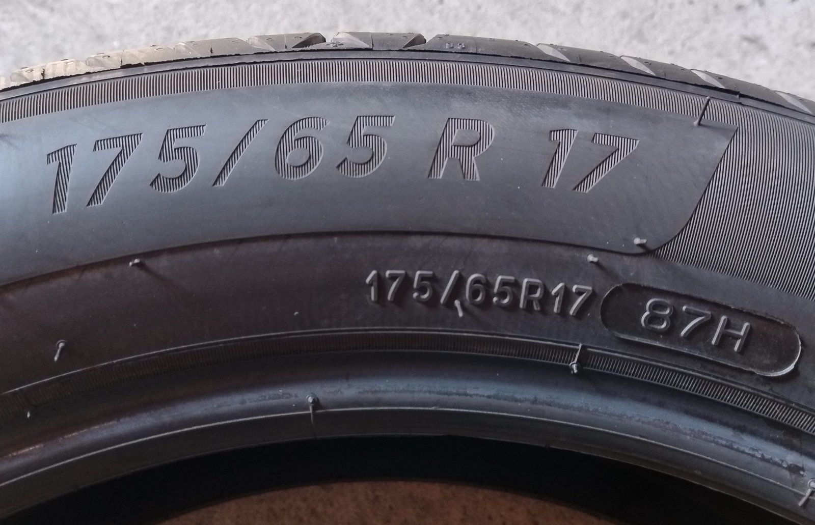 Шини літні нові R17 175/65 Michelin E-Primacy