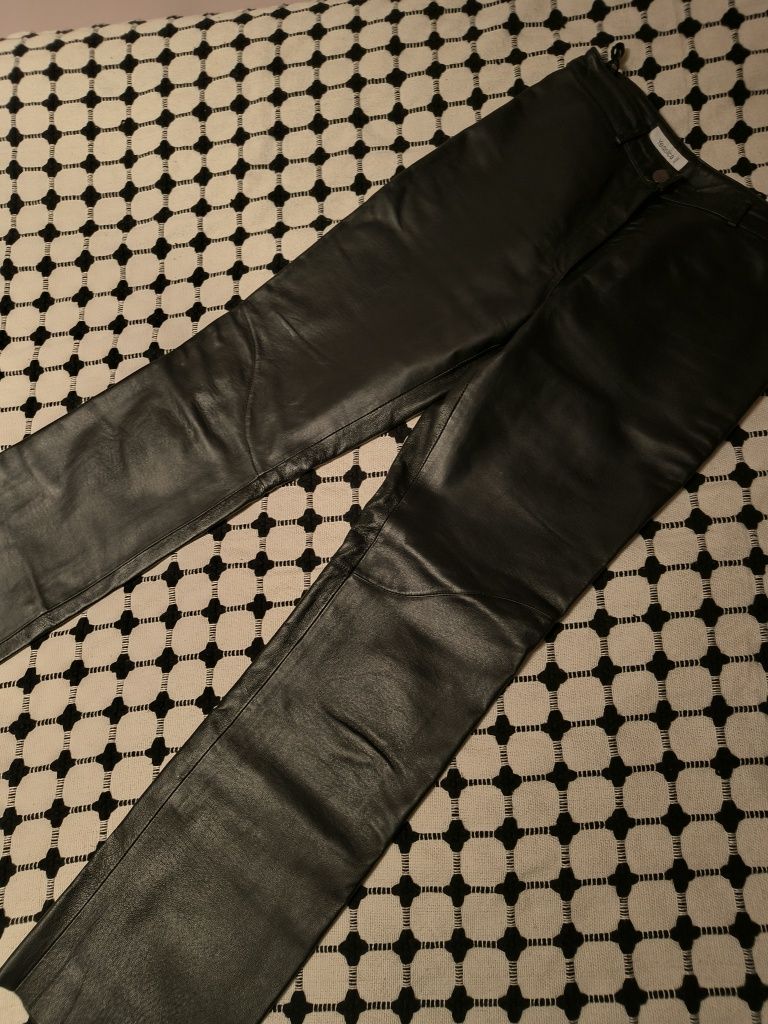 Skórzane spodnie biodrówki