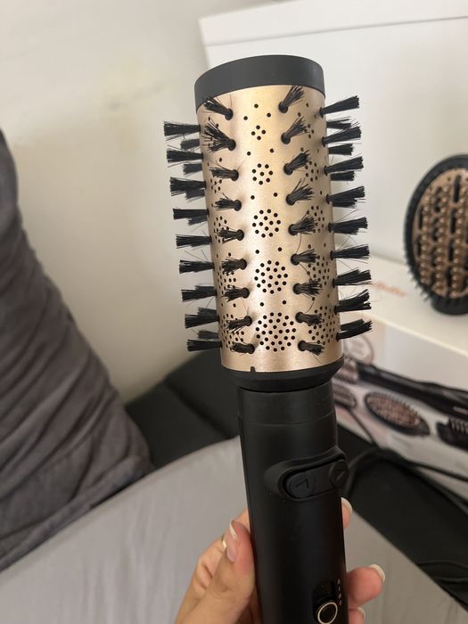 Escova Modeladora BABYLISS AS970E (3 Níveis de temperatura)