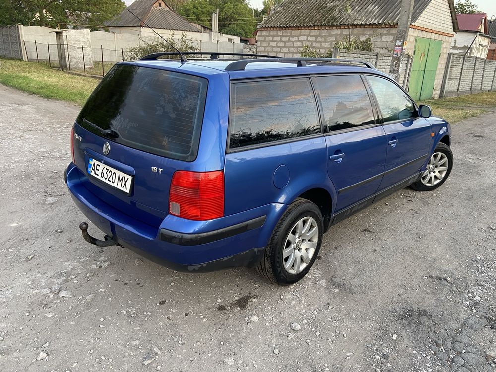 Volkswagen Passat B5.  1.8 Газ/Бенз. 1998 года