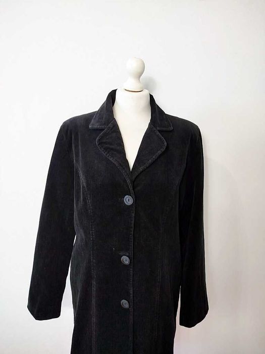 Naf Naf czarny sztruksowy płaszczyk