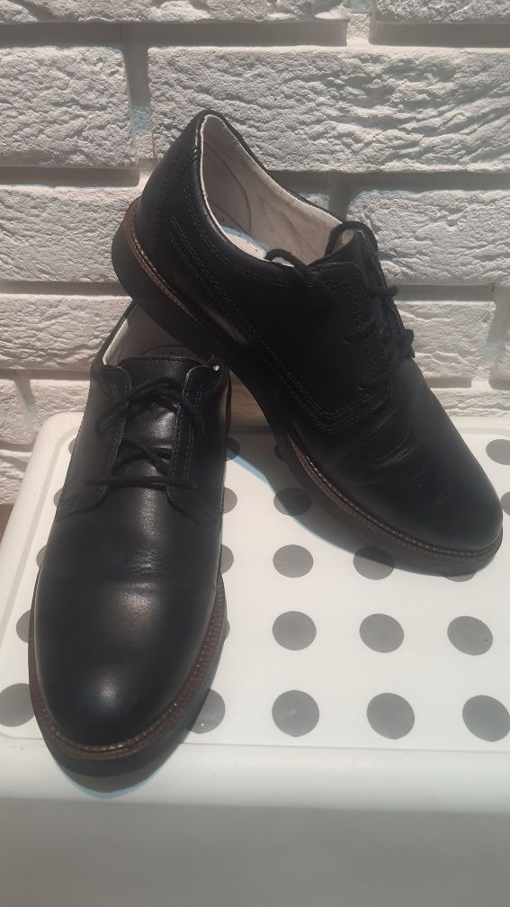 BARTEK buty wizytowe r.39
