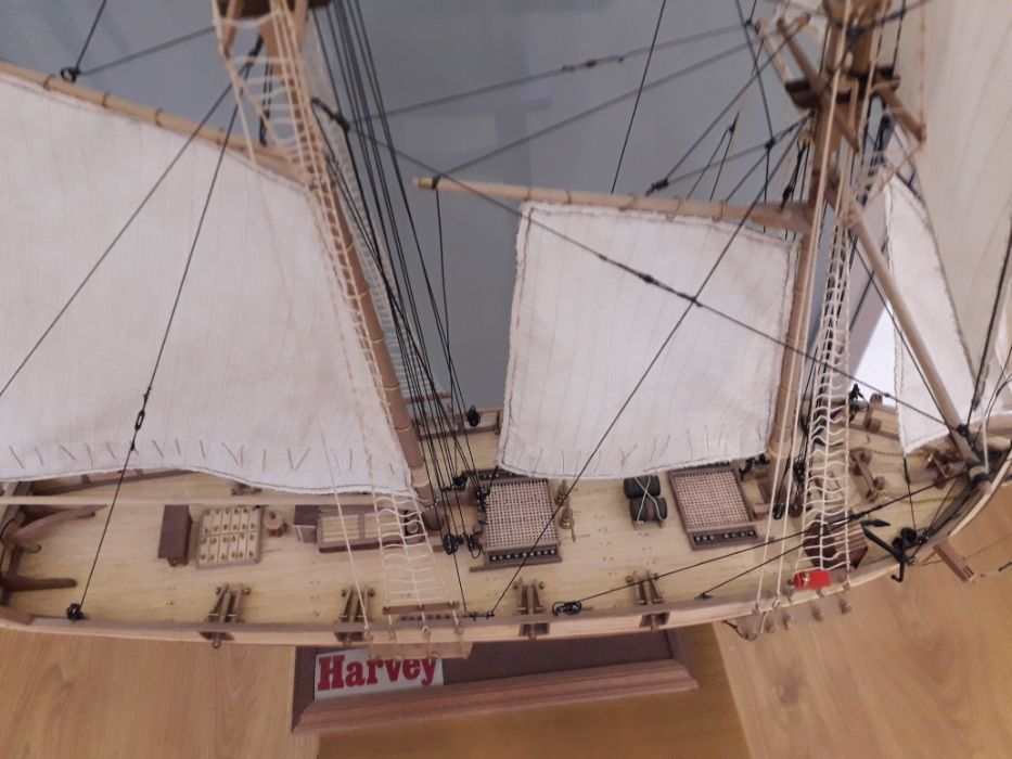 Продам корабль модель парусника HARVEY