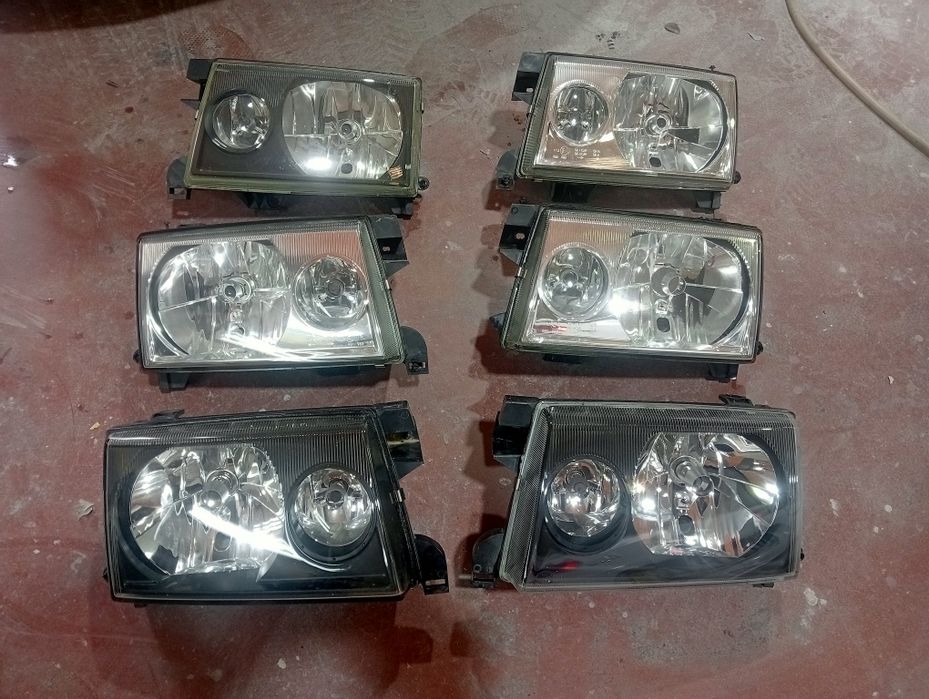 Farol Nissan Terrano 2 fase 3