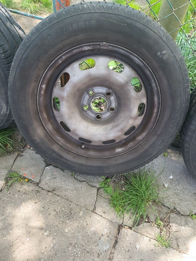 Felgi stalowe i opony / 6Jx15H2 / ET38, Skoda Octavia
6J