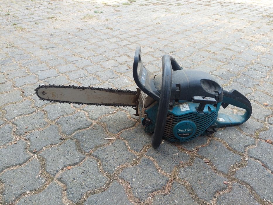 Piła łańcuchowa Makita DCS4630