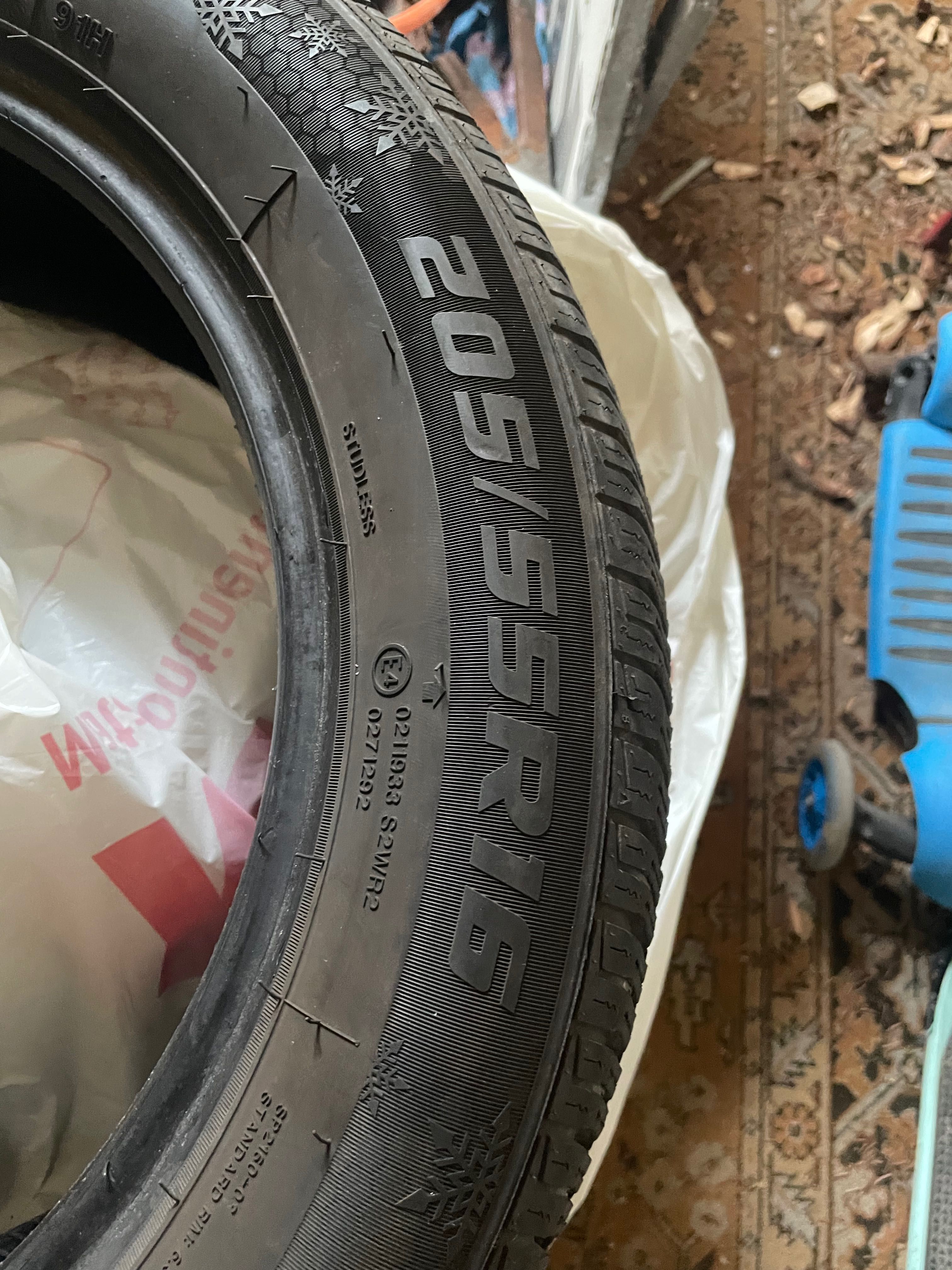 Opony zimowe 205/55R16