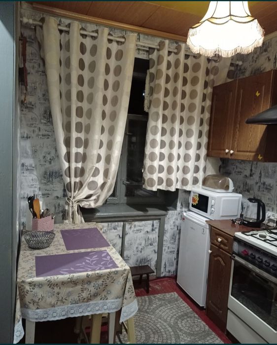 Квартири подобово в Горішніх Плавнях