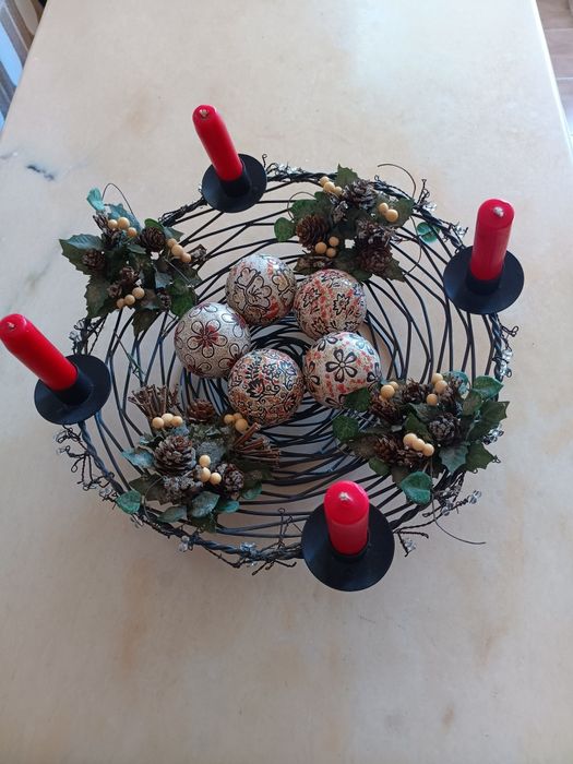 Centro de mesa com castiçais