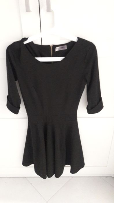 czarna elegancka sukienka S