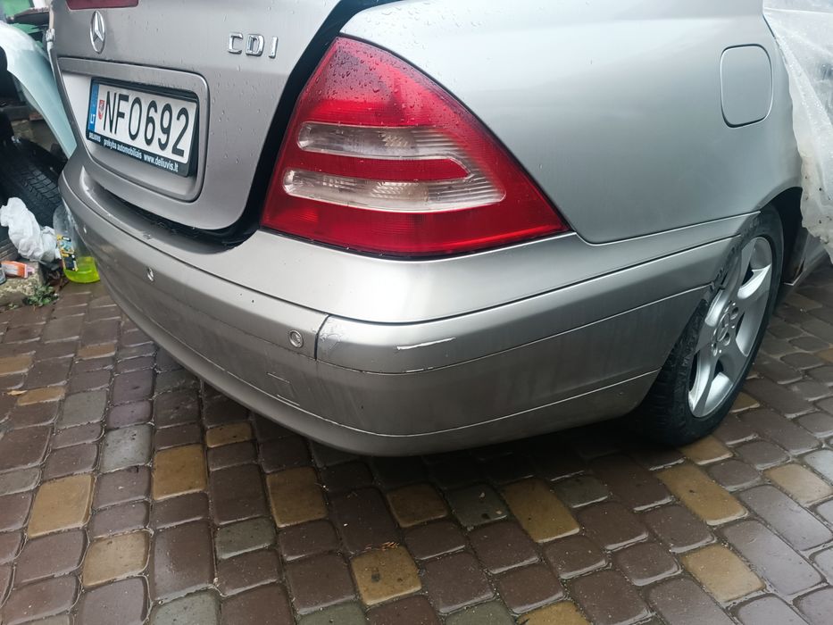 Бампер передній Мерседес w203 Mercedes w203