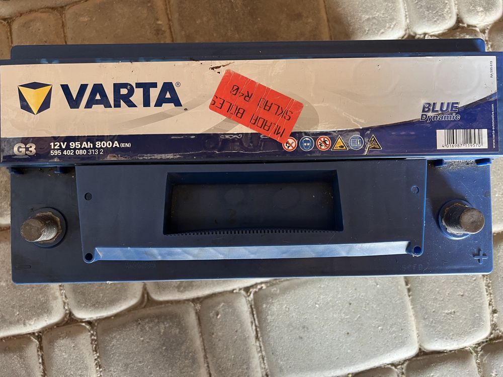 Продам акумулятор Varta 95 Ah 800A