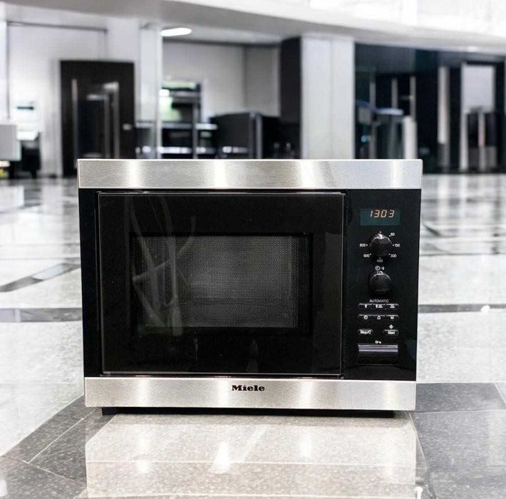 Вбудована мікрохвильова піч Miele M 8151-2 - CleanSteel Міле