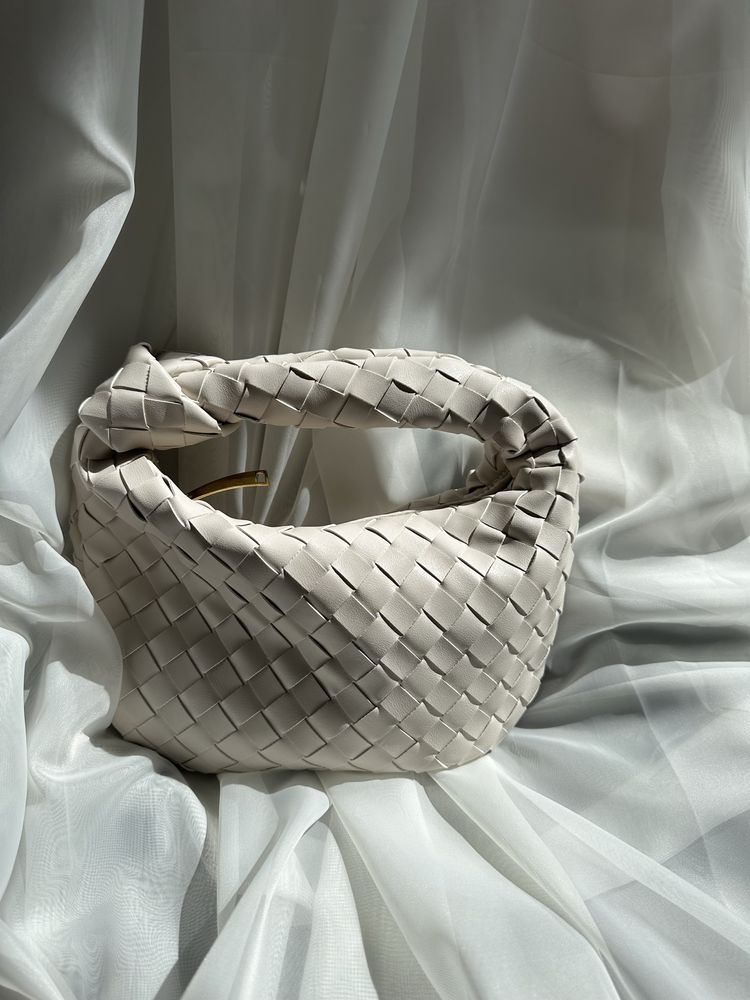 bottega veneta jodie сумка 25*19