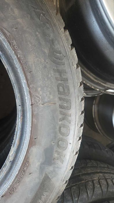 Зима шини Hankook Winter i*cept iZ3 W636 195/65 R15 95T XL