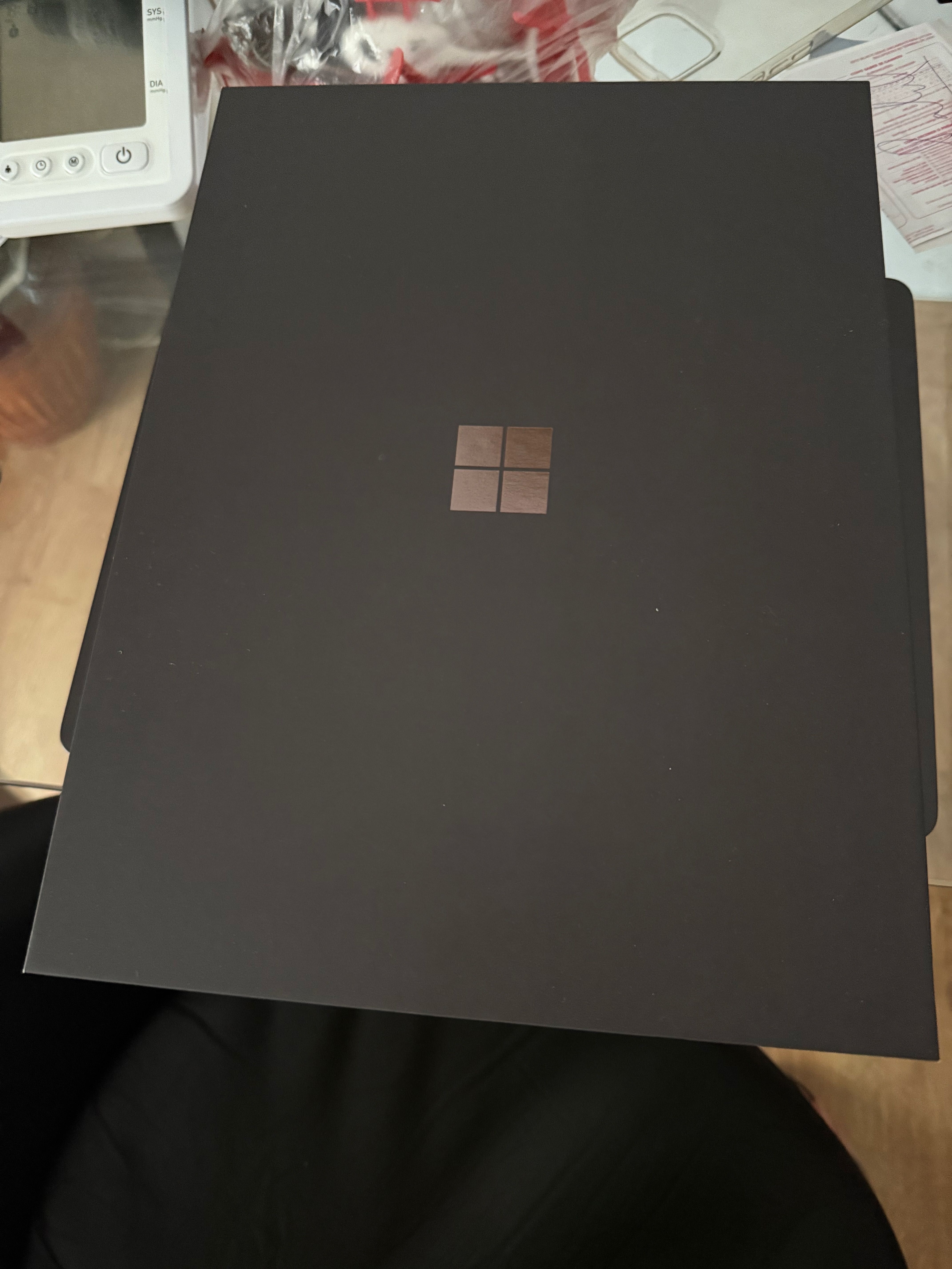Portátil Microsoft Surface Laptop 13.8"  7th Edição Copilot+