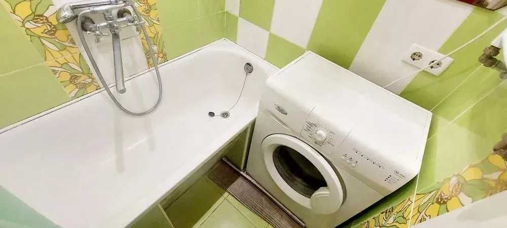 Продам 1к квартиру на 1 поверсі ж/м Тополь 2