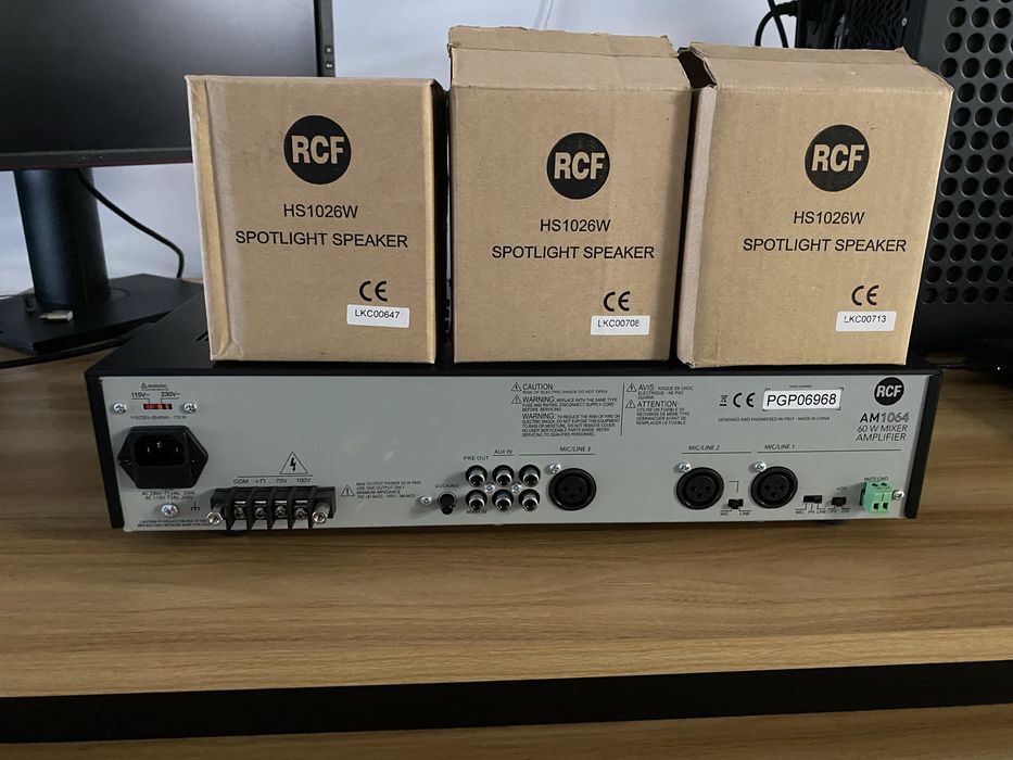 Amplificador RCF AM 1064