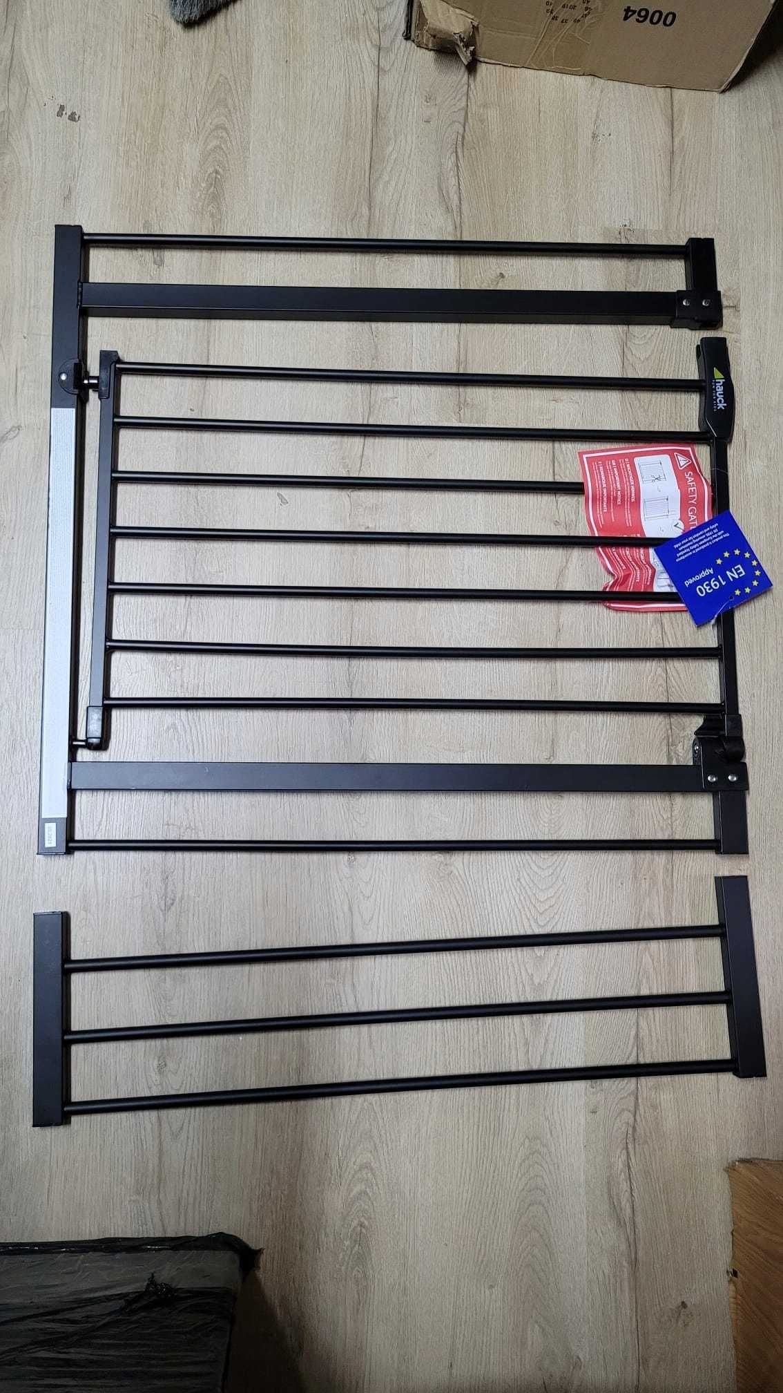 Bramka Rozporowa na drzwi HAUCK 75-80cm + rozszerzenie 21cm 96-101cm