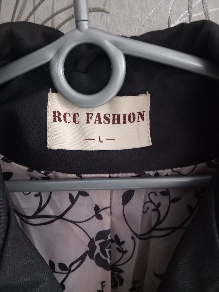 Wiosenny płaszcz /trecz "RCC Fashion " R.L