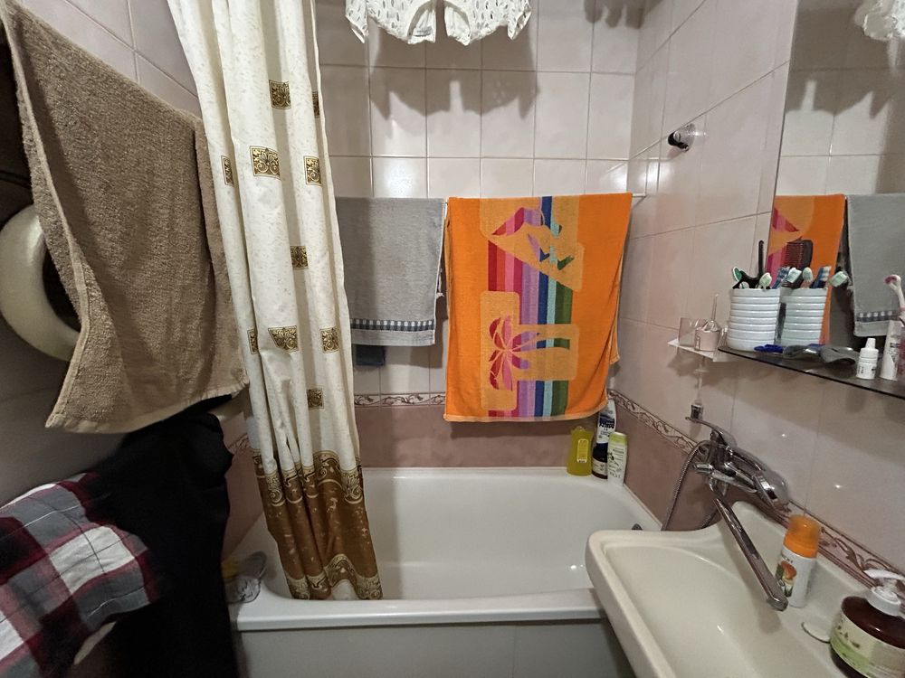 Продам 1к квартиру . Виставка . Проспект миру 60/3 .