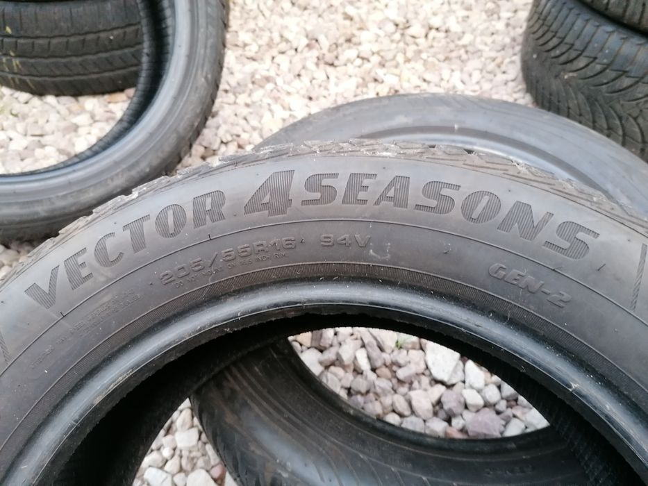 205/55/16 Goodyear 2022 rok wielosezonowe całoroczne