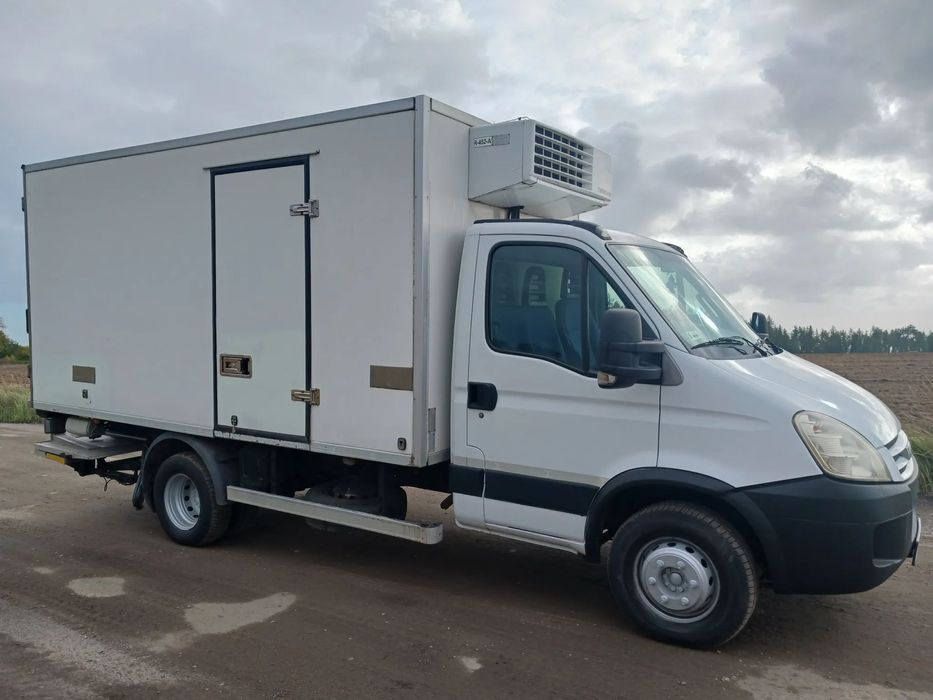 Iveco Daily 60C15 3.0 150 KM Izoterma chłodnia Mroźnia Winda 1 T UDT Tacho  Iveco Daily 60C15 Izoterma Winda Agregat UDT Wywrotka Kiper Wywrot