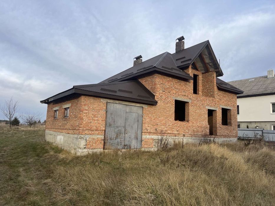 Продається будинок у смт.Шкло 20 соток
